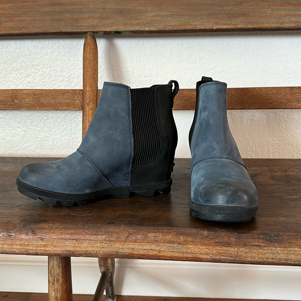Joan of Arc Wedge II chels